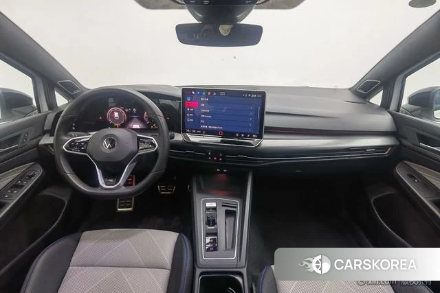Volkswagen Golf 2025 Белый из Китая, фото 4