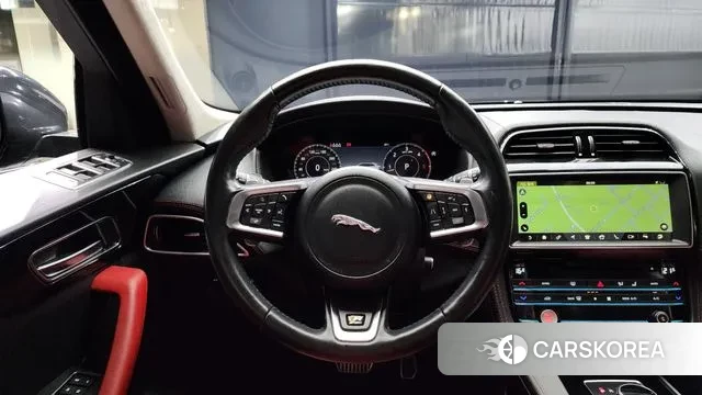 Jaguar F-PACE 2019 Черный из Кореи, фото 4