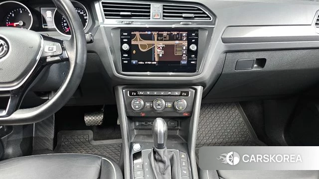 Volkswagen Tiguan second Generation 2019 Черный из Кореи, фото 4