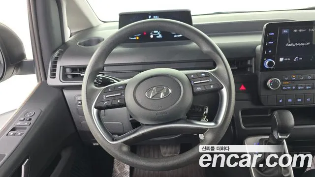 Hyundai Staria 2022 Белый из Кореи, фото 4