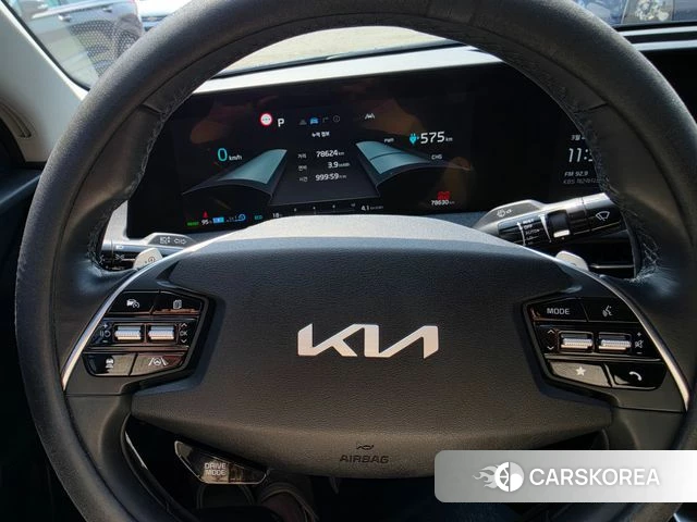 Kia EV6 2022 Черный из Кореи, фото 4