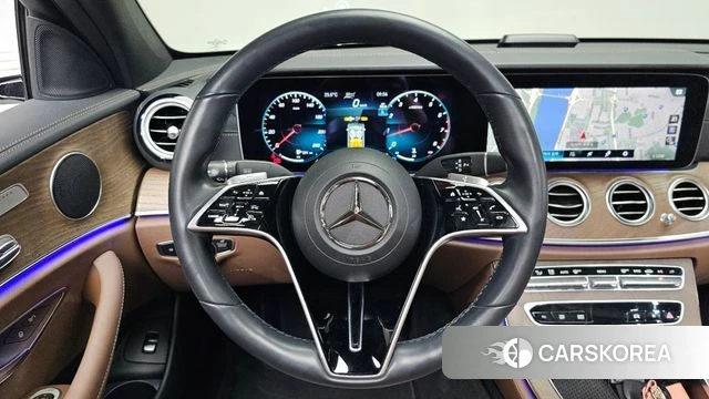 Mercedes-Benz E-Class W213 2022 Белый из Кореи, фото 4