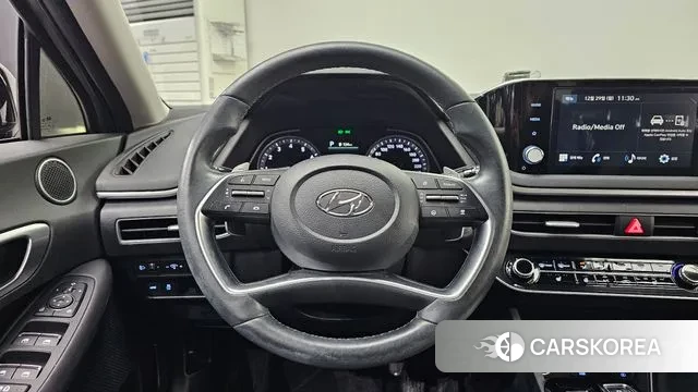 Hyundai Sonata (DN8) 2021 Серебристо-серый из Кореи, фото 4