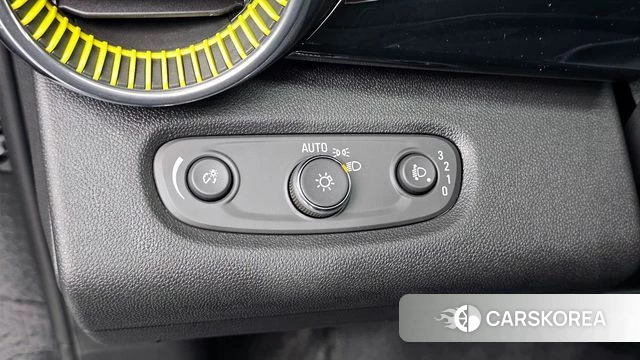 Chevrolet (GM Daewoo) Trax Crossover 2024 Черный из Кореи, фото 4