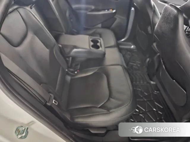 Kia EV6 2021 Белый из Кореи, фото 4