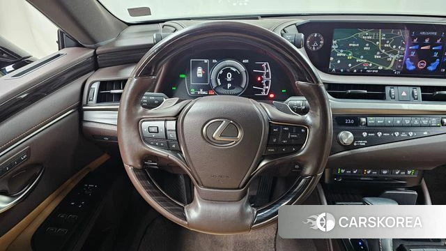 Lexus ES300h 7th generation 2021 Черный из Кореи, фото 4