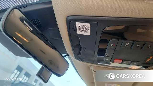 Kia Carnival 4th generation 2023 Жемчужный цвет из Кореи, фото 4