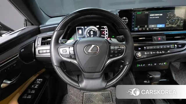 Lexus ES300h 7th generation 2023 Песочный из Кореи, фото 4