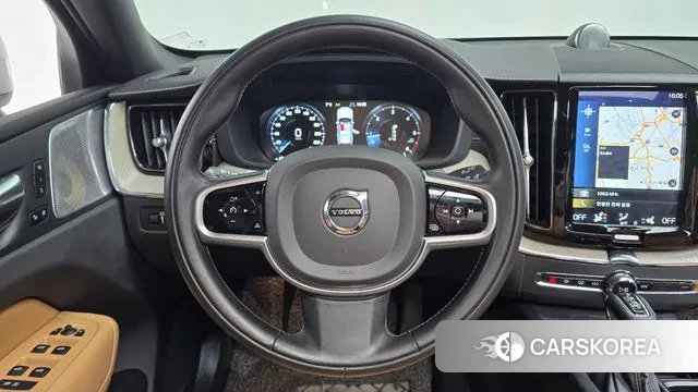 Volvo XC60 second Generation 2020 Белый из Кореи, фото 4