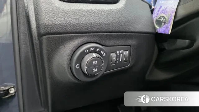 Jeep Compass 2nd Generation 2018 Серый из Кореи, фото 4