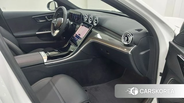 Mercedes-Benz C-Class W206 2026 Белый из Кореи, фото 4