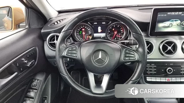 Mercedes-Benz GLA-Class X156 2018 Золотой из Кореи, фото 4