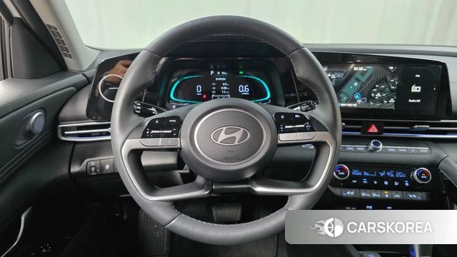 Hyundai The New Avante (CN7) 2024 Белый из Кореи, фото 4