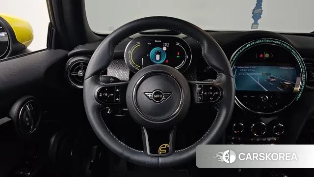 Mini Cooper Electric 2022 Черный из Кореи, фото 4