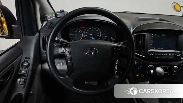 Hyundai The New Grand Starex 2018 Желтый из Кореи, фото 4