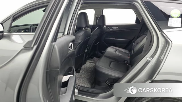 Kia Sportage 5th Generation Hybrid 2022 Серебристо-серый из Кореи, фото 4