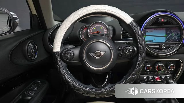 Mini Cooper Clubman 2019 Жемчужный цвет из Кореи, фото 4