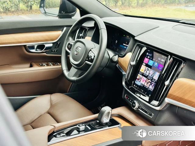 Volvo S90 2021 Черный из Китая, фото 4