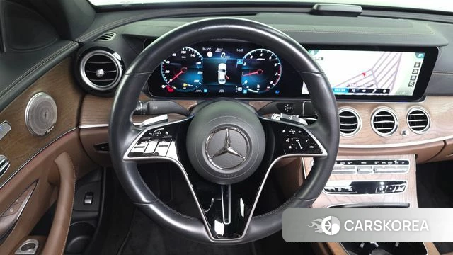 Mercedes-Benz E-Class W213 2021 Черный из Кореи, фото 4