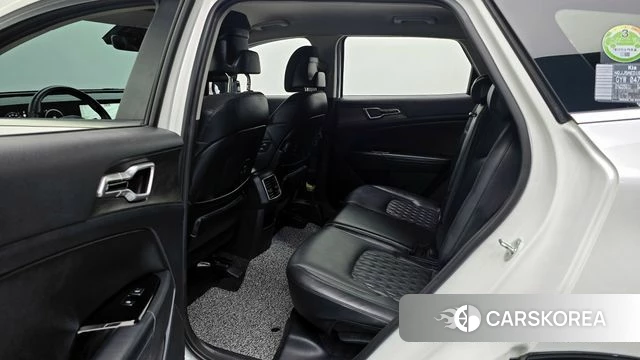 Kia Sportage 5th Generation 2022 Белый из Кореи, фото 4