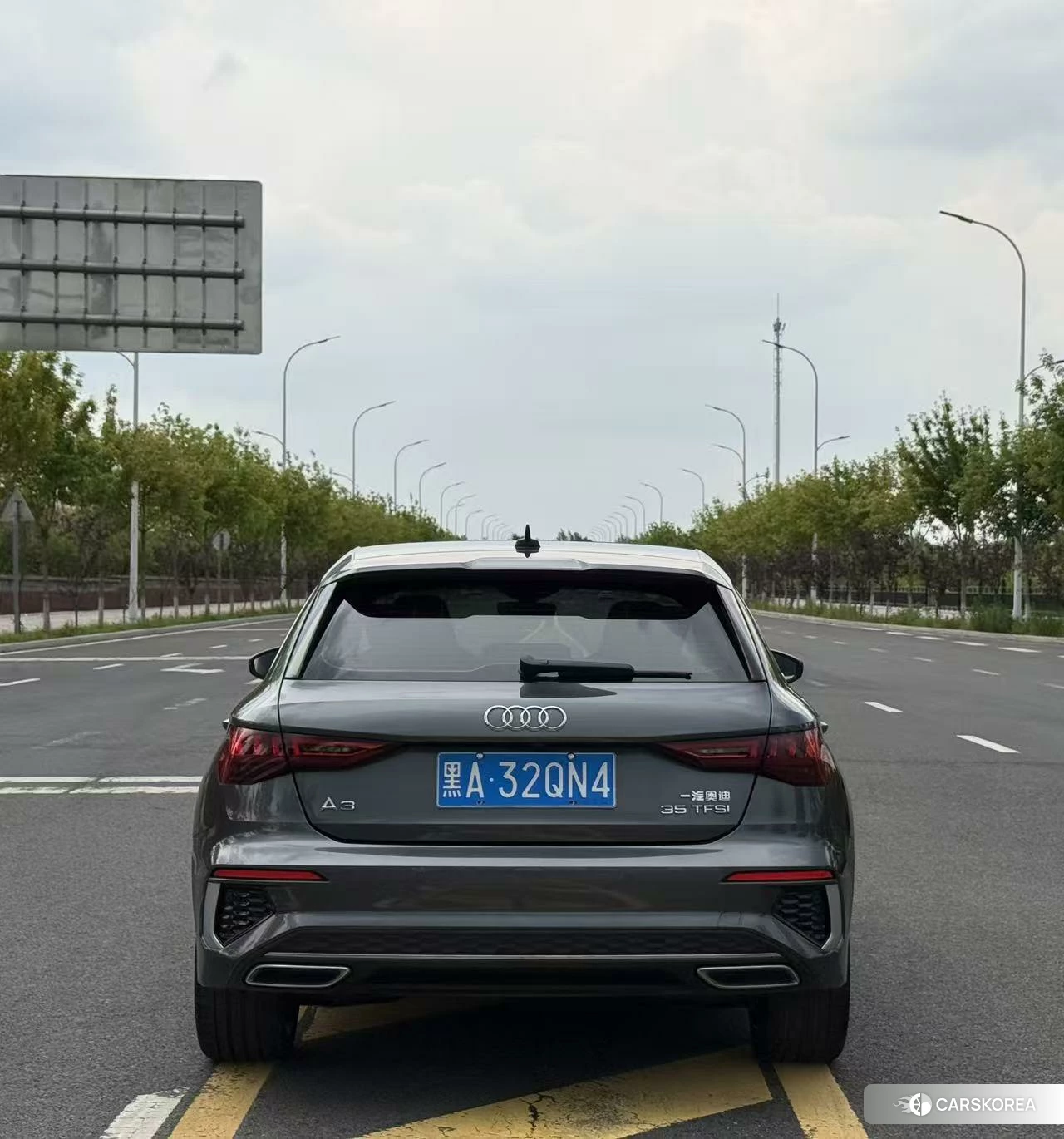 Audi A3 2023 Темно-серый из Китая, фото 4