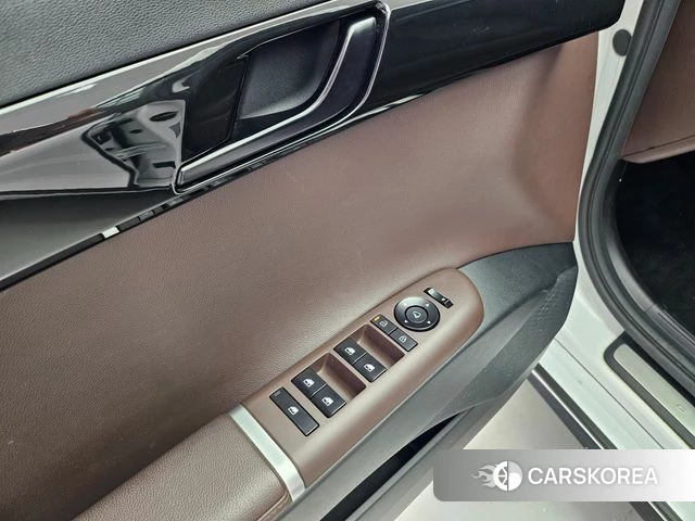 Hyundai Grandeur (GN7) 2023 Белый из Кореи, фото 4