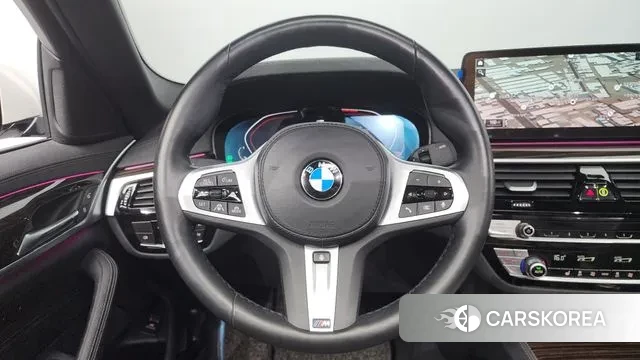 BMW 5 Series (G30) 2022 Белый из Кореи, фото 4