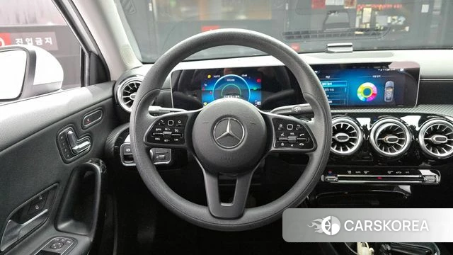 Mercedes-Benz A-Class W177 2020 Белый из Кореи, фото 4