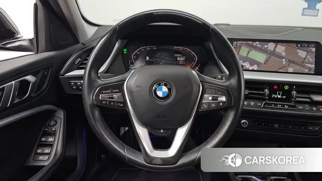 BMW 1 Series (F40) 2021 Черный из Кореи, фото 4