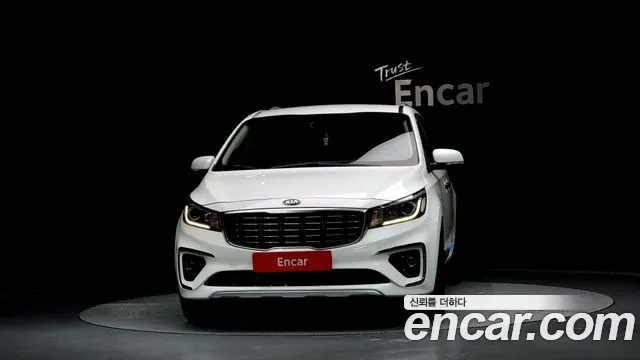 Kia The New Carnival 2019 Белый из Кореи, фото 4
