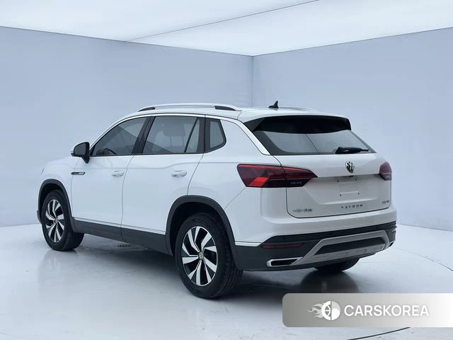 Volkswagen Tanyue 2022 Белый из Китая, фото 4