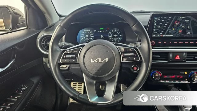 Kia The New K3 2nd generation 2023 Черный из Кореи, фото 4
