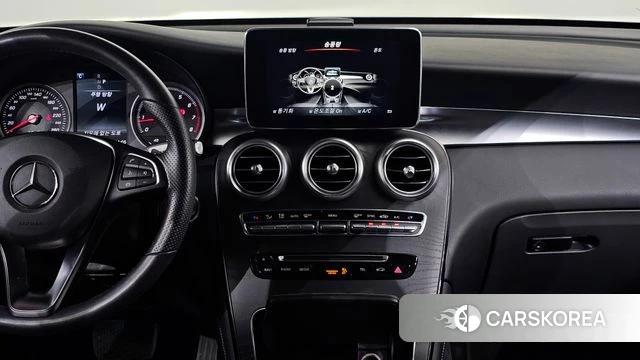 Mercedes-Benz GLC-Class X253 2019 Черный из Кореи, фото 4