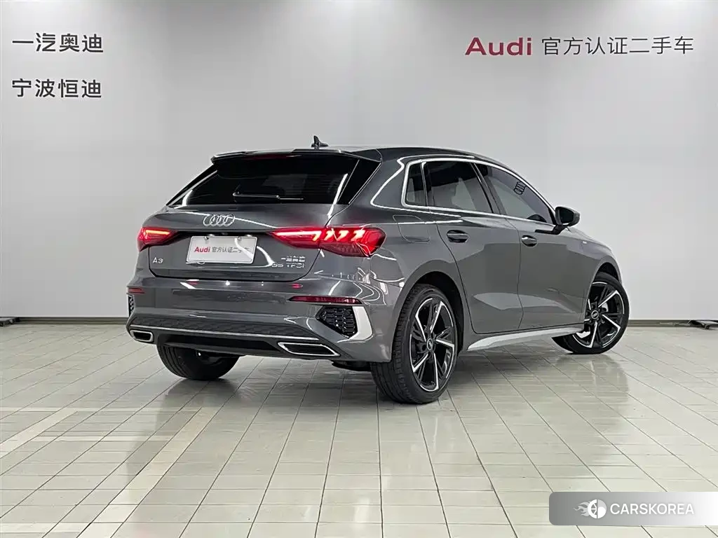 Audi A3 2024 Silver/gray из Китая, фото 4