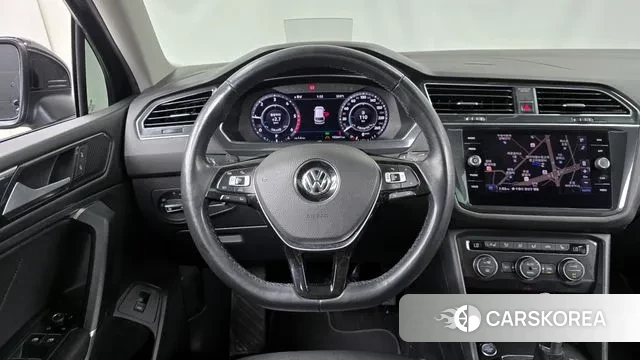 Volkswagen Tiguan Allspace 2018 Черный из Кореи, фото 4