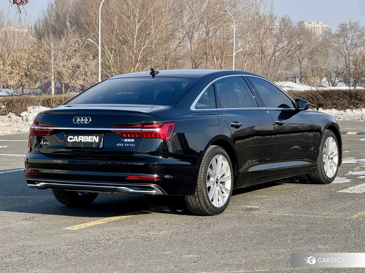 Audi A6L 2022 Черный из Китая, фото 4