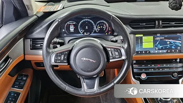 Jaguar XF (X260) 2019 Белый из Кореи, фото 4