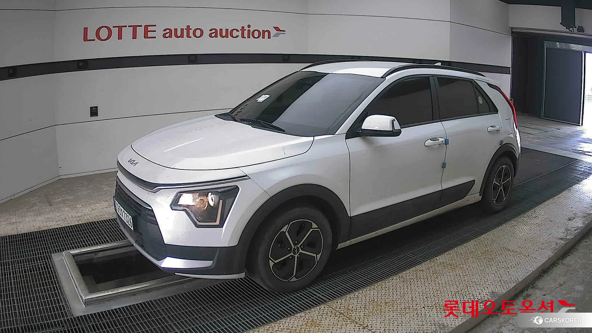 Kia Niro Hybrid 2024 Snow White Pearl (optional) из Кореи, фото 4