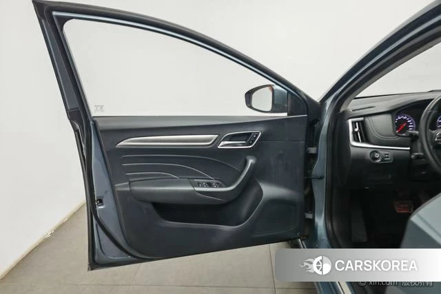Roewe i6 classic 2018 Зеленый из Китая, фото 4
