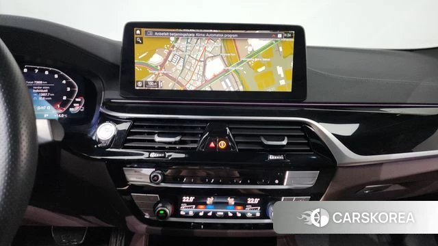 BMW 5 Series (G30) 2022 Белый из Кореи, фото 4