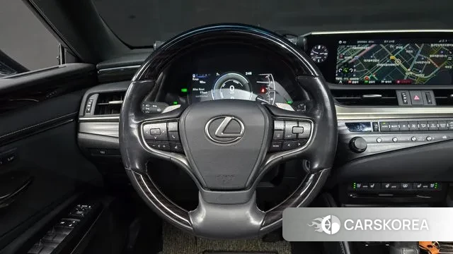 Lexus ES300h 7th generation 2020 Серебряный из Кореи, фото 4