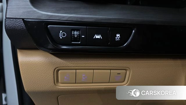 Kia Carnival 4th generation 2023 Белый из Кореи, фото 4