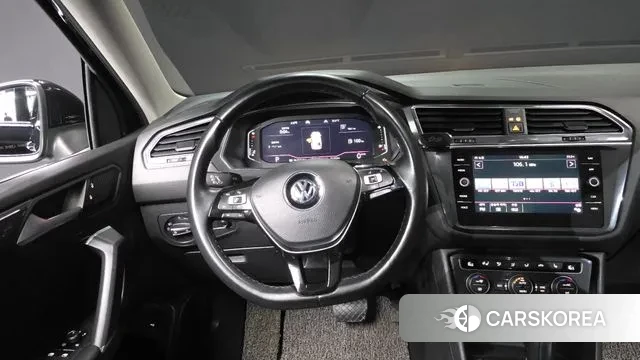 Volkswagen Tiguan second Generation 2020 Черный из Кореи, фото 4