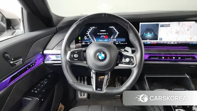 BMW 7 Series (G70) 2023 Черный из Кореи, фото 4