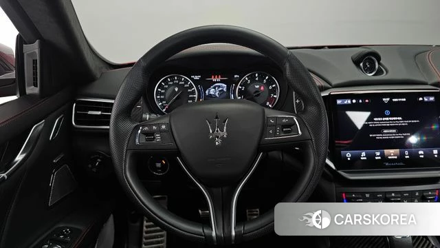 Maserati Ghibli 2021 Красный из Кореи, фото 4