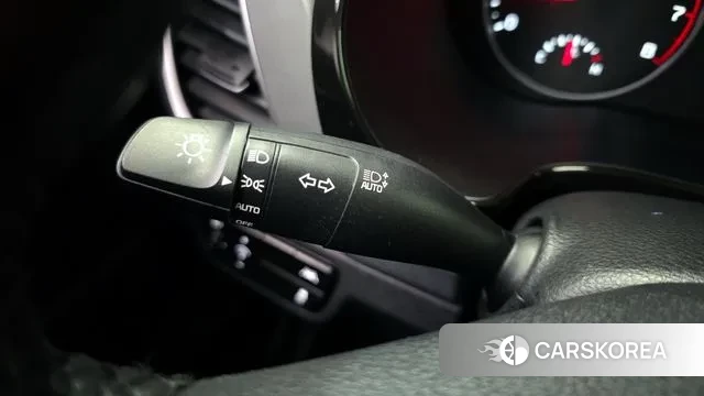 Kia Seltos 2020 Серый из Кореи, фото 4