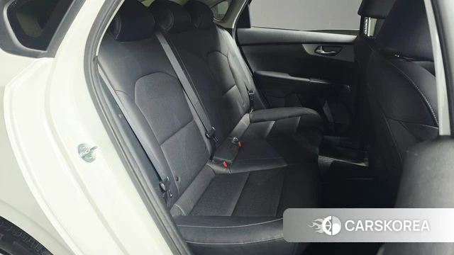 Kia Come New K3 2021 Белый из Кореи, фото 4