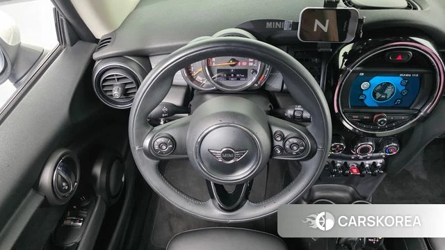 Mini Cooper D 2019 Темно-зеленый из Кореи, фото 4