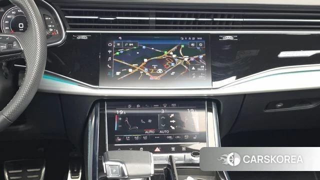Audi Q8 (4M) 2023 Синий из Кореи, фото 4