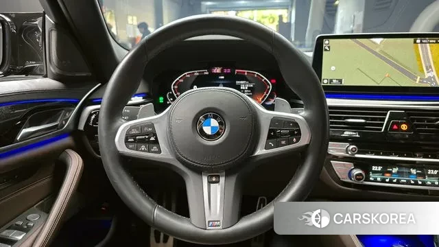 BMW 5 Series (G30) 2022 Черный из Кореи, фото 4